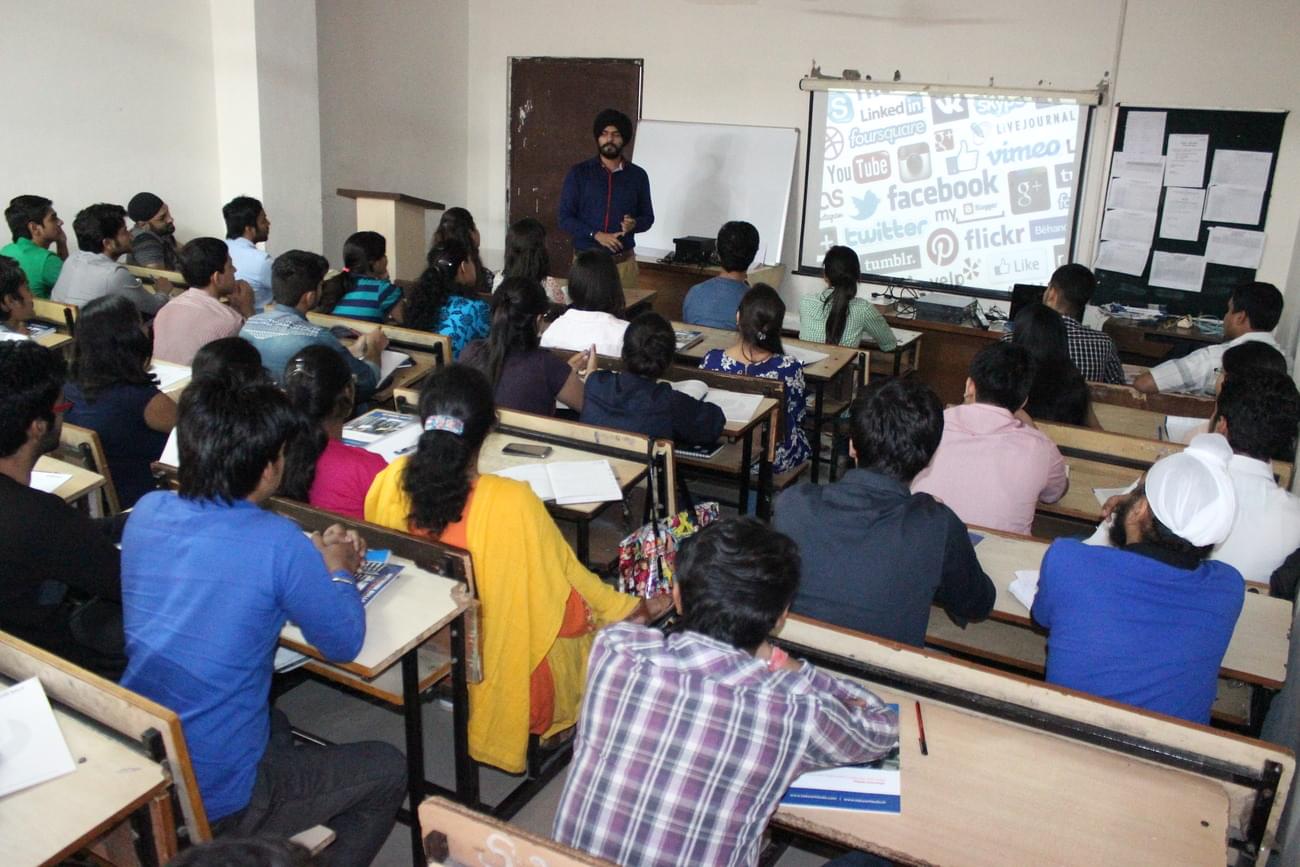 JIMS Vasant Kunj II Workshops photo 10