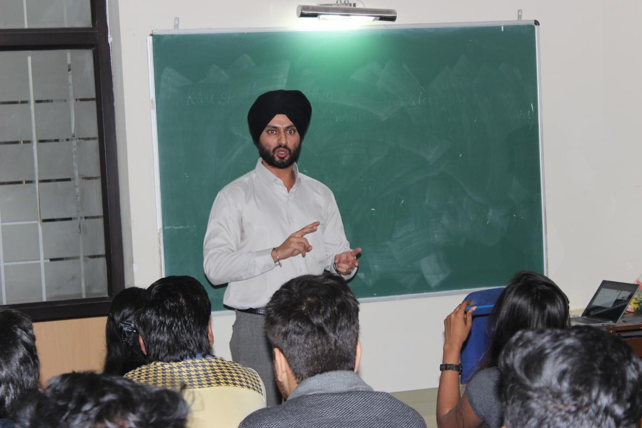 JIMS Vasant Kunj II Guest Images photo 6