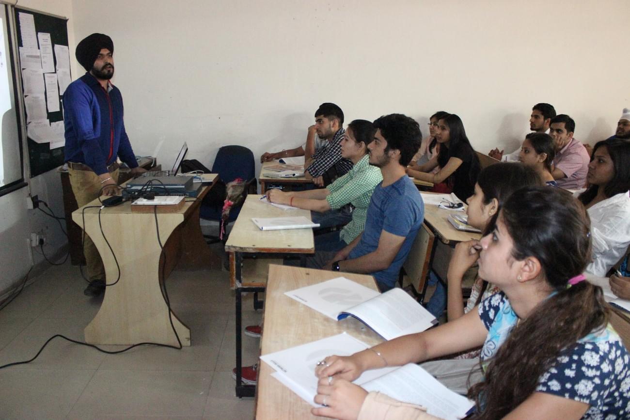 JIMS Vasant Kunj II Guest Images photo 16