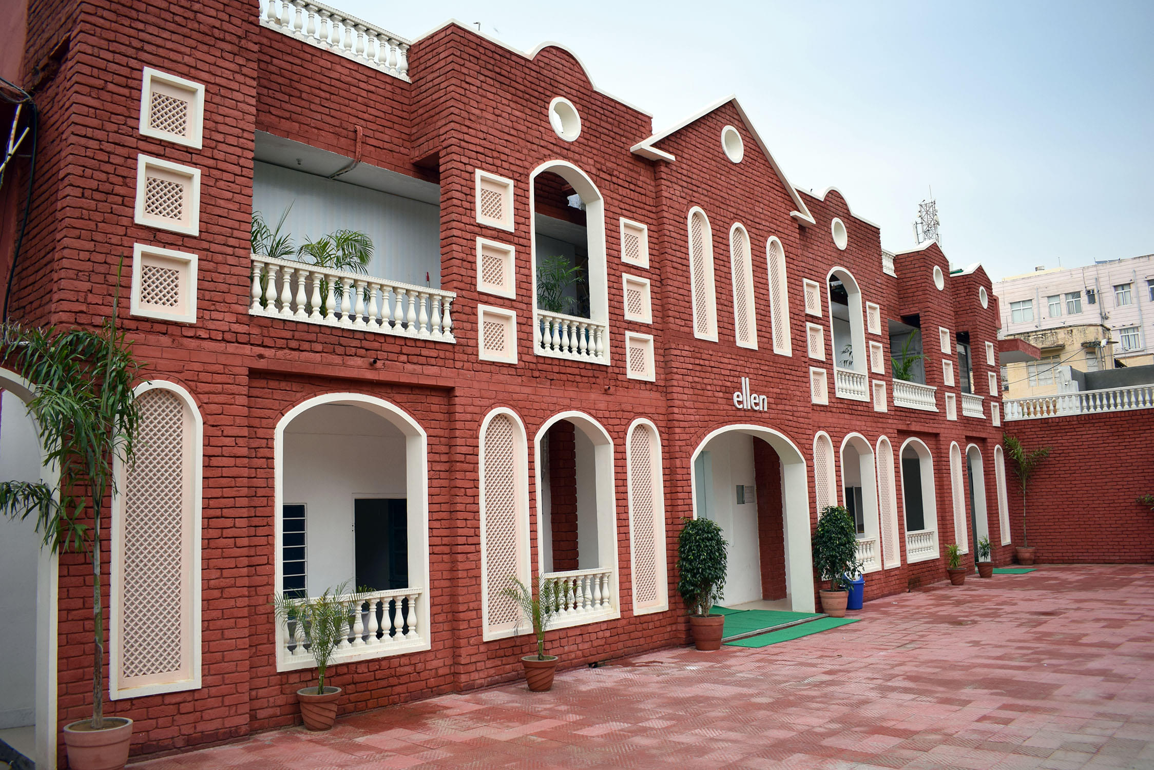 Ellen College of Design Jaipur Academic Building photo 2