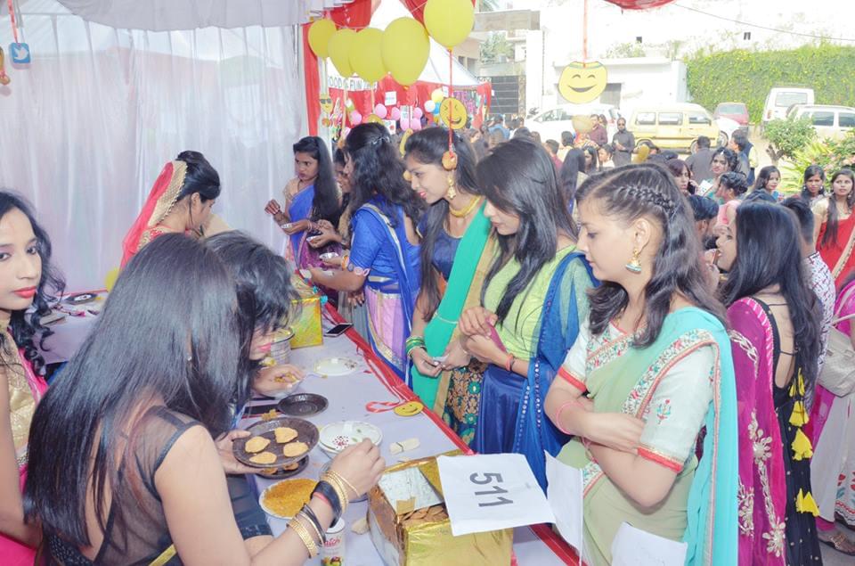Lal Bahadur Shastri Girls College of Management Lucknow Events photo 5