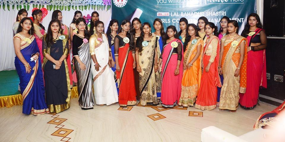 Lal Bahadur Shastri Girls College of Management Lucknow Events photo 18