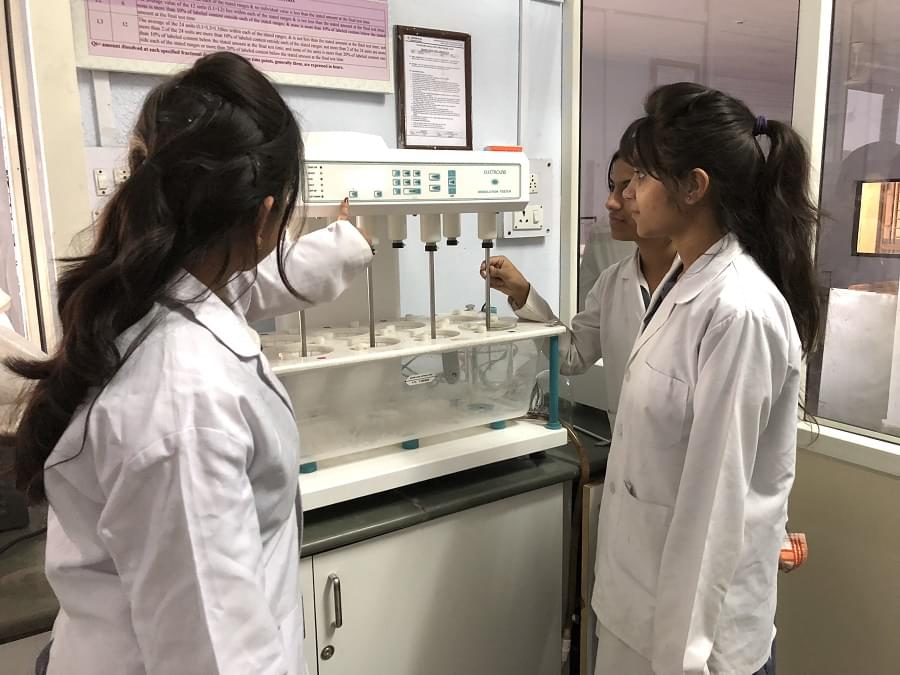 Acropolis Institute of Pharmaceutical Education and Research Indore Infrastructure photo 9