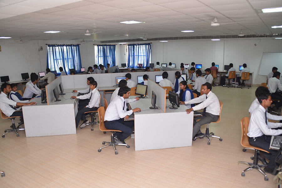 Rajshree Institute of Management and Technology Bareilly Campus & Facilities photo 2