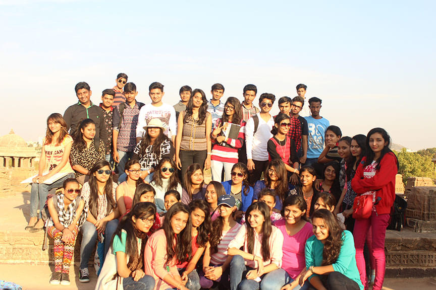 Godavariba School of Interior Design, Uka Tarsadia University Bardoli Extra Curriculars photo 5