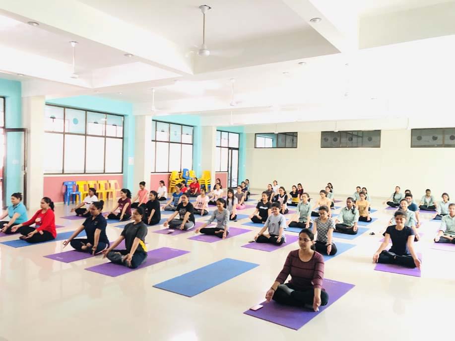 Shrimad Rajchandra College of Physiotherapy, Uka Tarsadia University Bardoli Activities photo 8