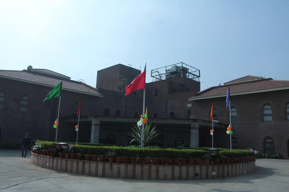 IGNOU Campus photo 3