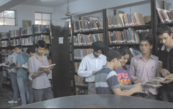 DAV College Jalandhar Academic Building photo 19