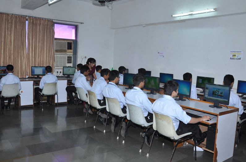 Rizvi College of Hotel Management Mumbai Facilities photo 2