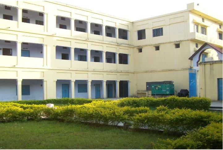 Maharaja Manindra Chandra College Kolkata Campus photo 1