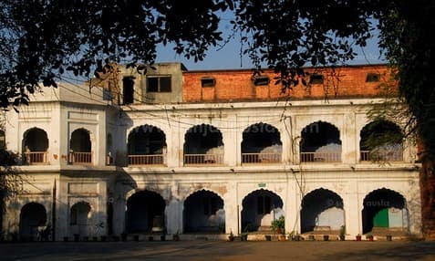 Zakir Husain Evening College Academic Building photo 5