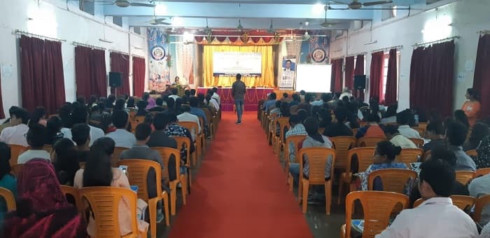 Christ Church College Kanpur campus photo 2