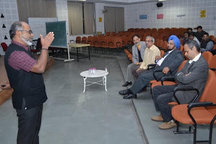 NIPER Mohali Special classes and guest lectures photo 8
