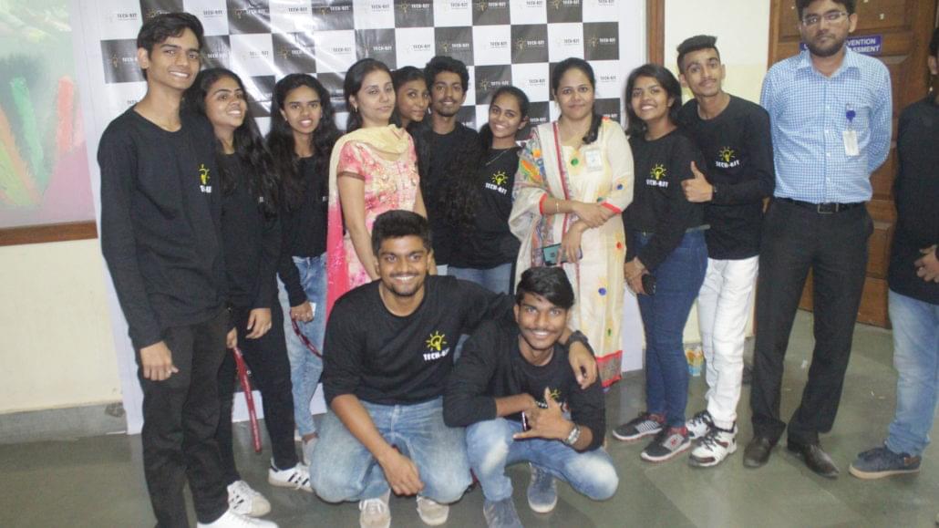 Tolani College of Commerce Mumbai Extra Curriculars photo 12