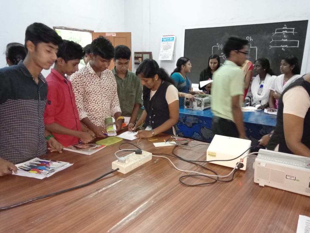 Sahrdaya College of Engineering Kodakara Clasrooms and labs photo 7
