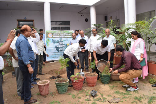 AKS University Satna Extra Curriculars photo 12