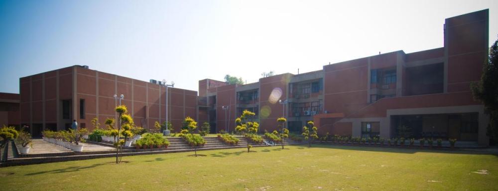 ISI New Delhi College Images photo 4