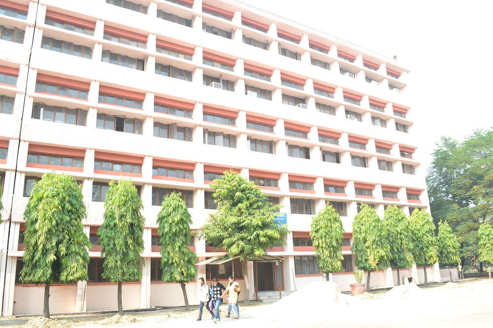 Meera Bai Institute of Technology New Delhi Campus photo 6