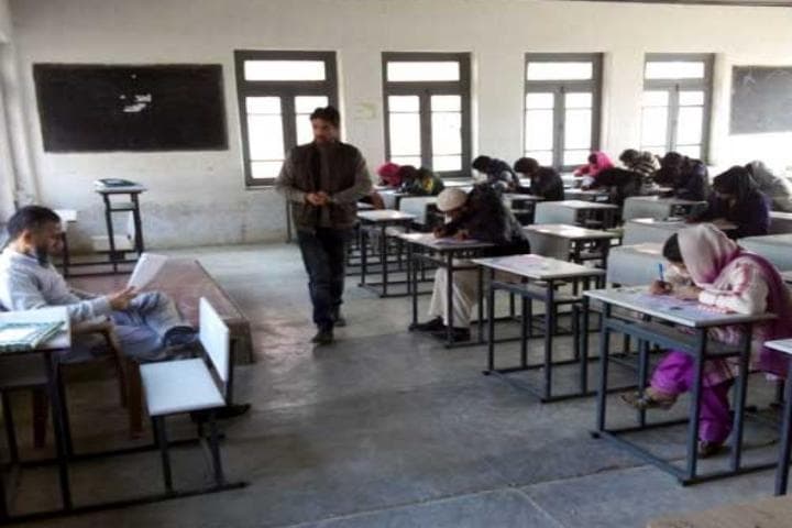 Amar Singh Government Degree College Srinagar Classrooms photo 4