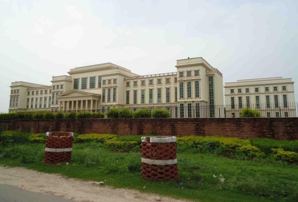 Amity University Mumbai Infrastructure photo 11