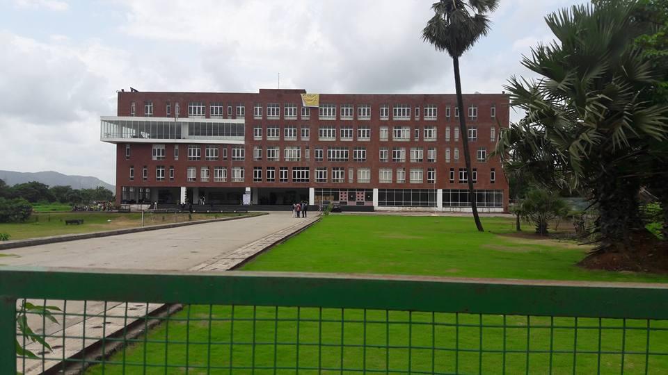 Amity University Mumbai Infrastructure photo 5