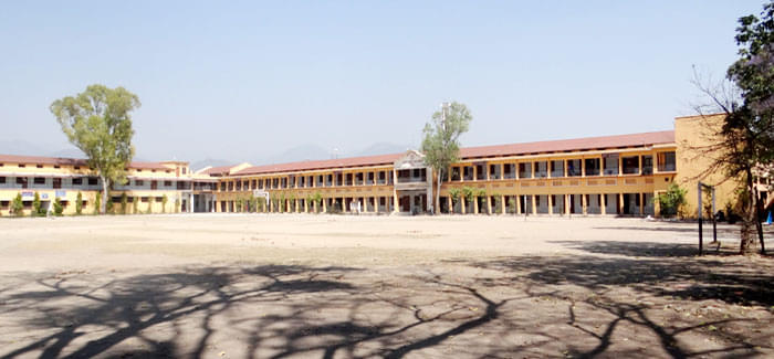 DBS PG College Dehradun Academic Building photo 2