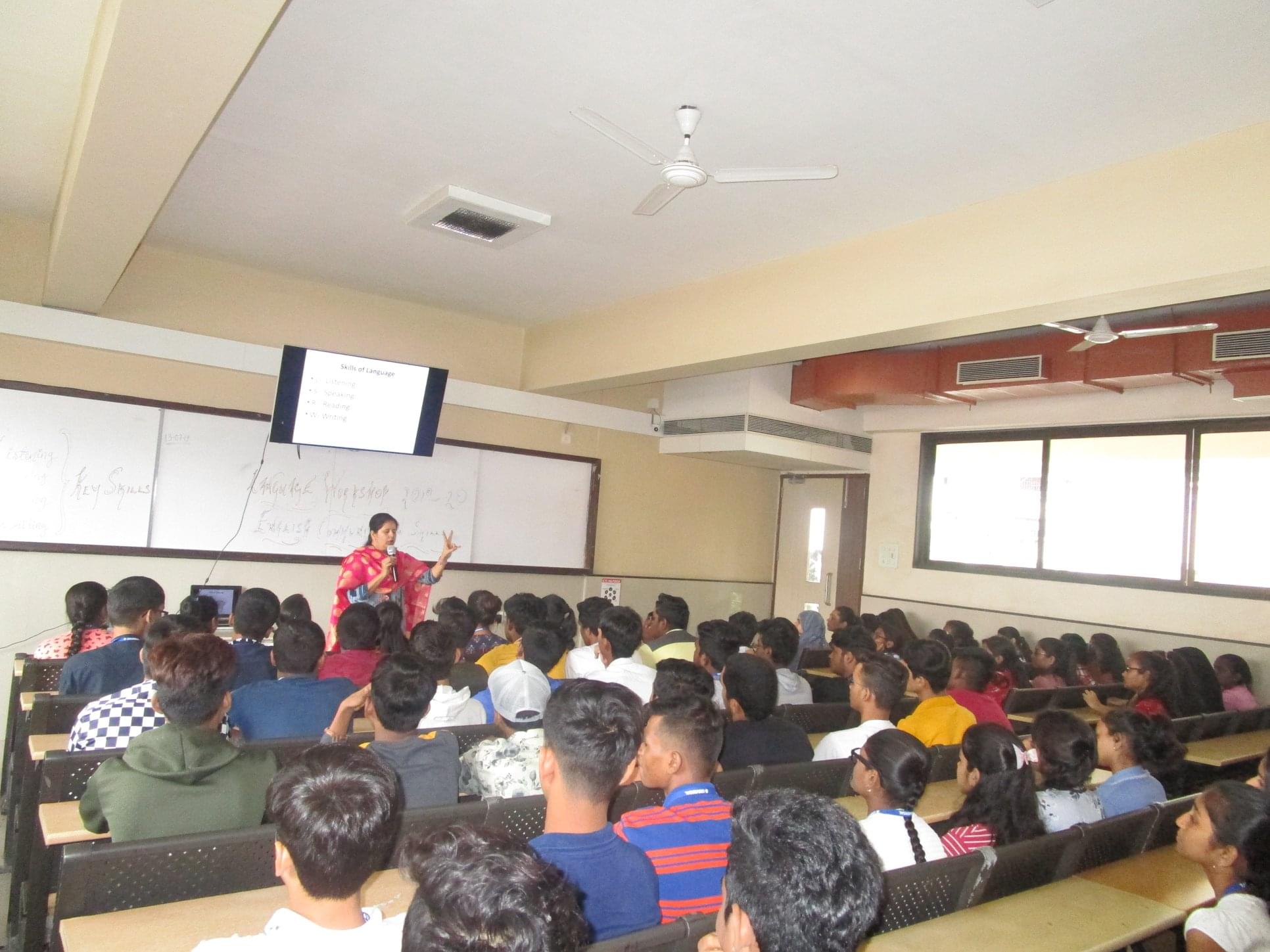 Lords Universal College Mumbai Extra Curriculars photo 5