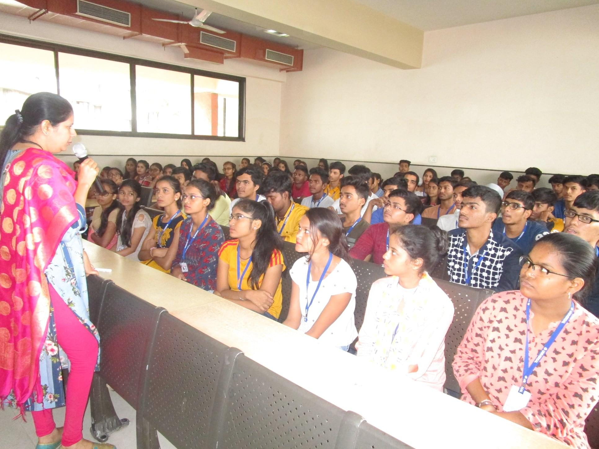 Lords Universal College Mumbai Extra Curriculars photo 10