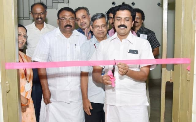 Sanatana Dharma College Alappuzha Extra Curriculars photo 5