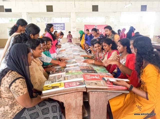 Sanatana Dharma College Alappuzha Extra Curriculars photo 6