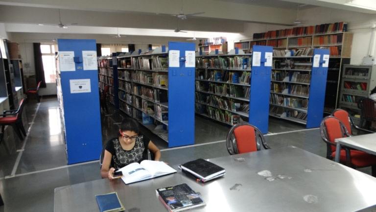 MKSSS’s Dr. Bhanuben Nanavati College of Architecture for Women Pune Library and Labs photo 4