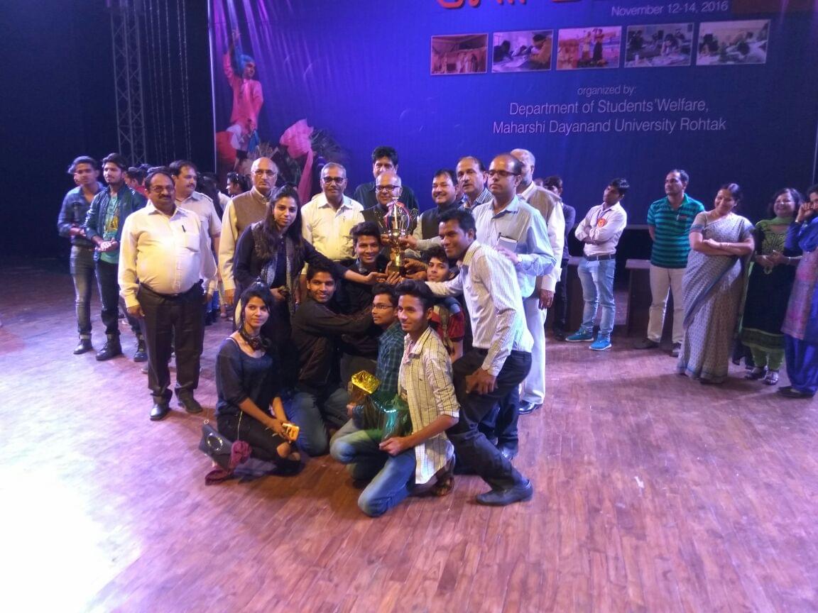 DAV Centenary College Faridabad Extra Curriculars photo 1