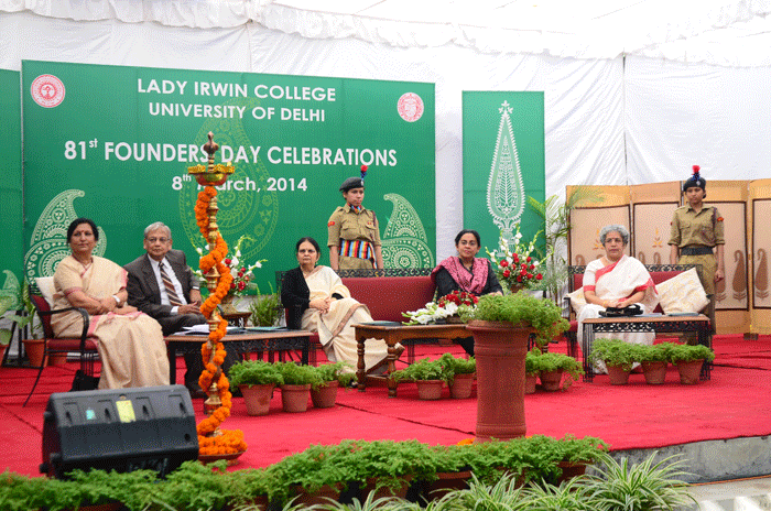 Lady Irwin College Extra Curriculars photo 10