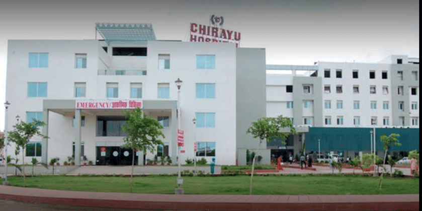 Chirayu Medical College and Hospital Bhopal Academic Building photo 4