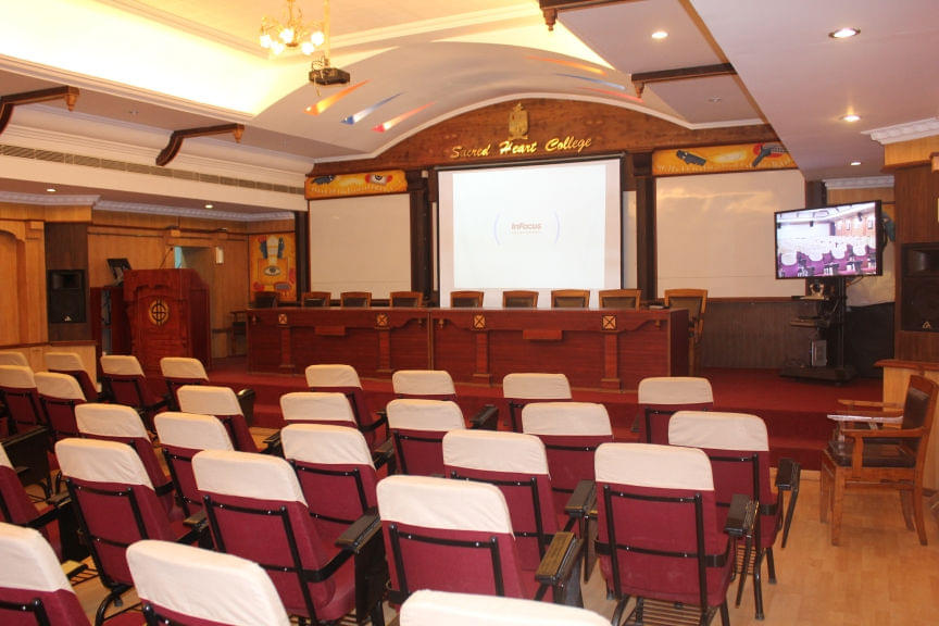 Sacred Heart College Ernakulam Campus photo 13