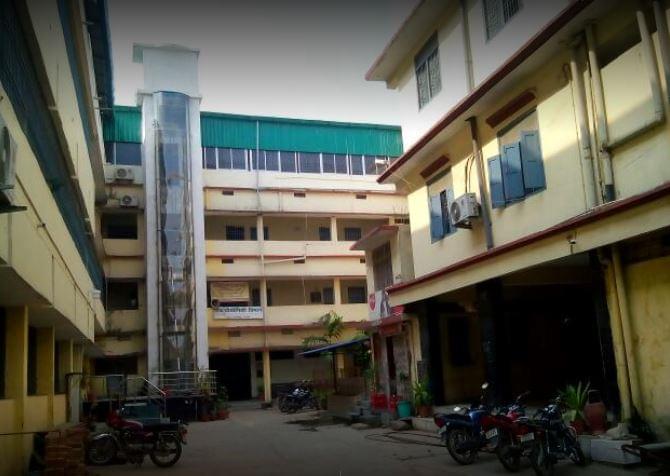 Bhuwaneshwari Dayal College Mithapur Academic Building photo 2