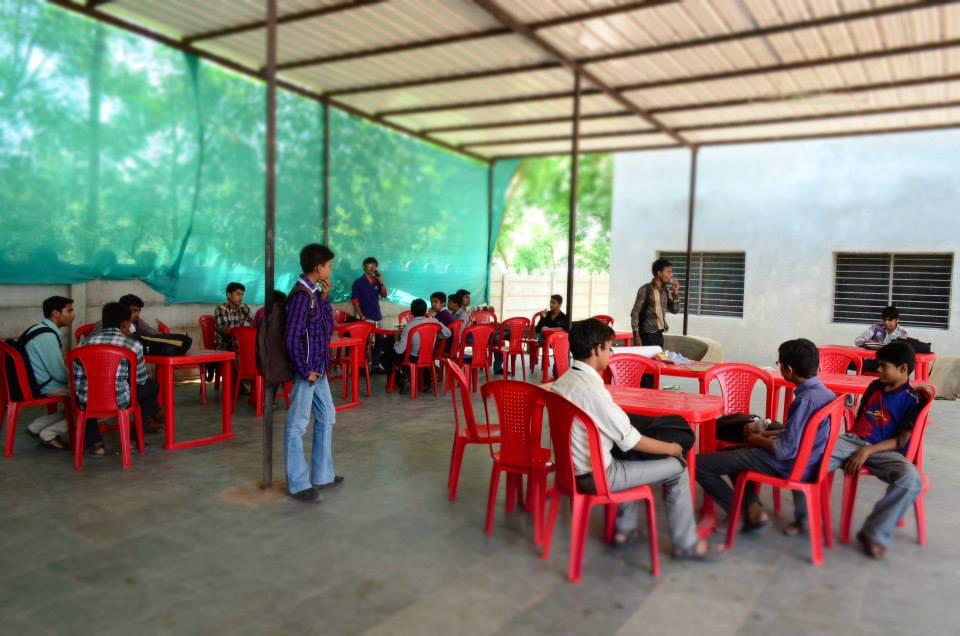 Image Engineering & Technical Institute Matar Facilities photo 3