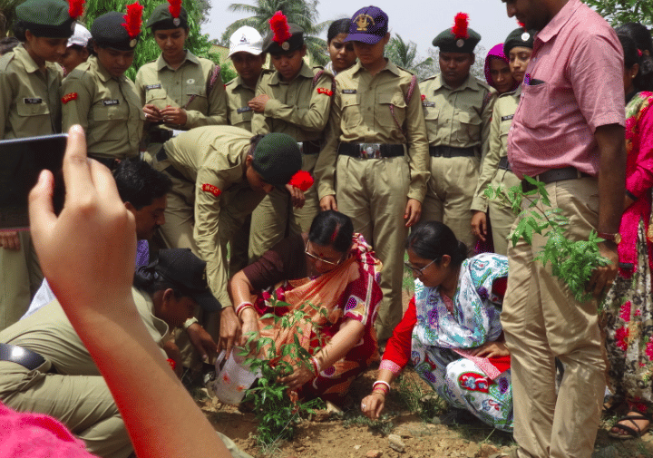 Raniganj Girls College Bundwan Plantation photo 1