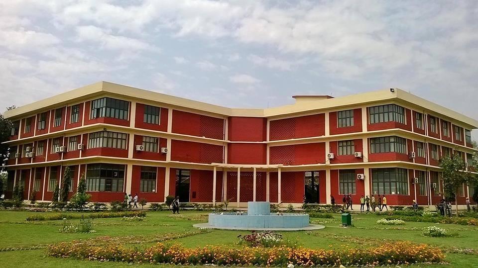 Guru Nanak College (Autonomous) Campus photo 15