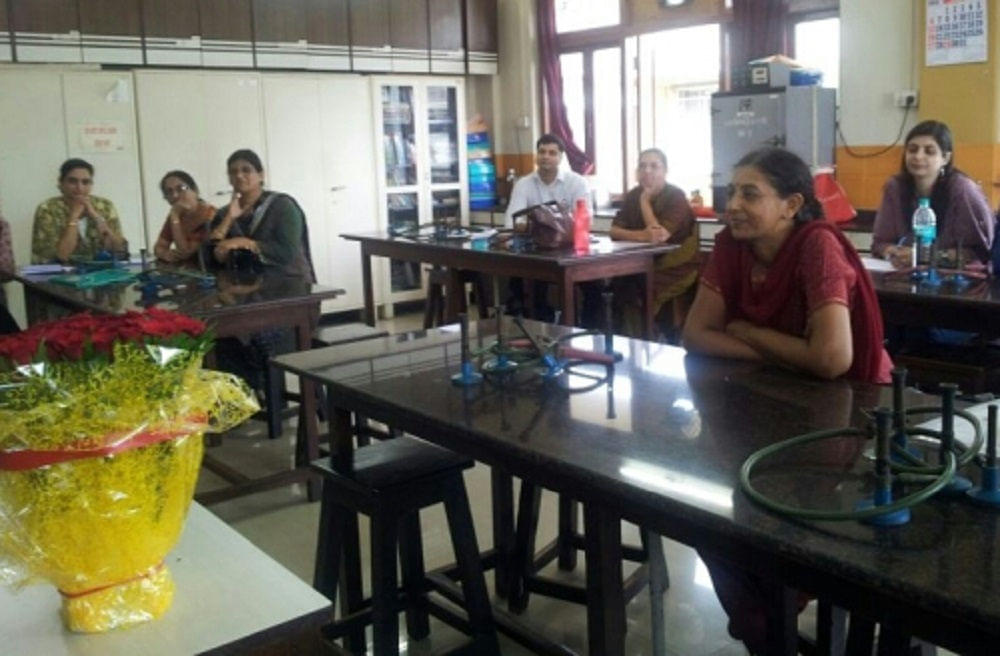 Kishinchand Chellaram College Mumbai Campus photo 7