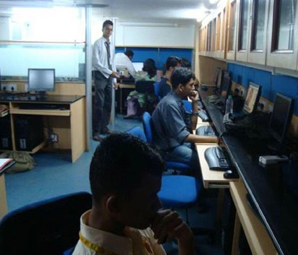 Kishinchand Chellaram College Mumbai Campus photo 9