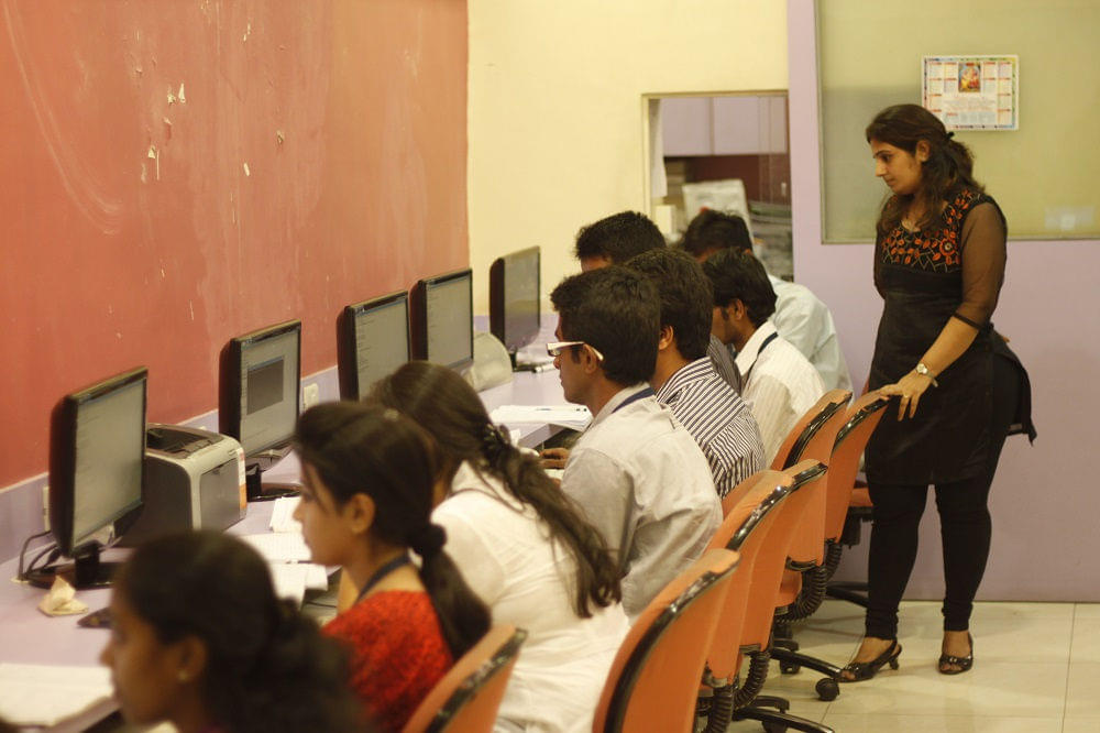 Kishinchand Chellaram College Mumbai Campus photo 12