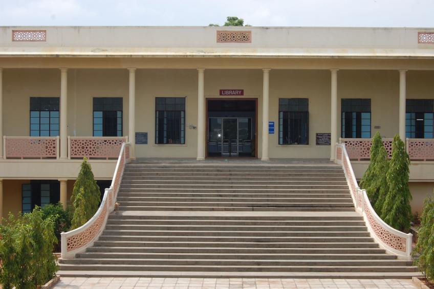 Thiagarajar College Campus photo 14