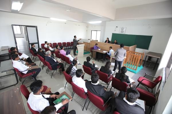 Gokul Law And Integrated Law College, Gokul Global University Sidhpur campus photo 2