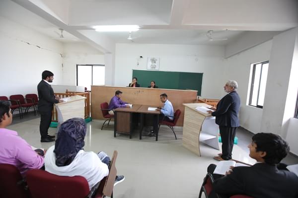 Gokul Law And Integrated Law College, Gokul Global University Sidhpur campus photo 4