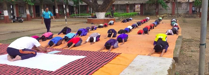 Rajendra College Balangir Yoga Day photo 2
