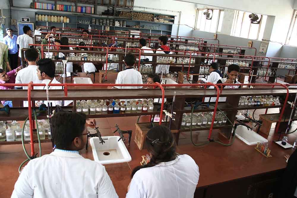 Rizvi College of Arts Science and Commerce Mumbai Facility photo 5