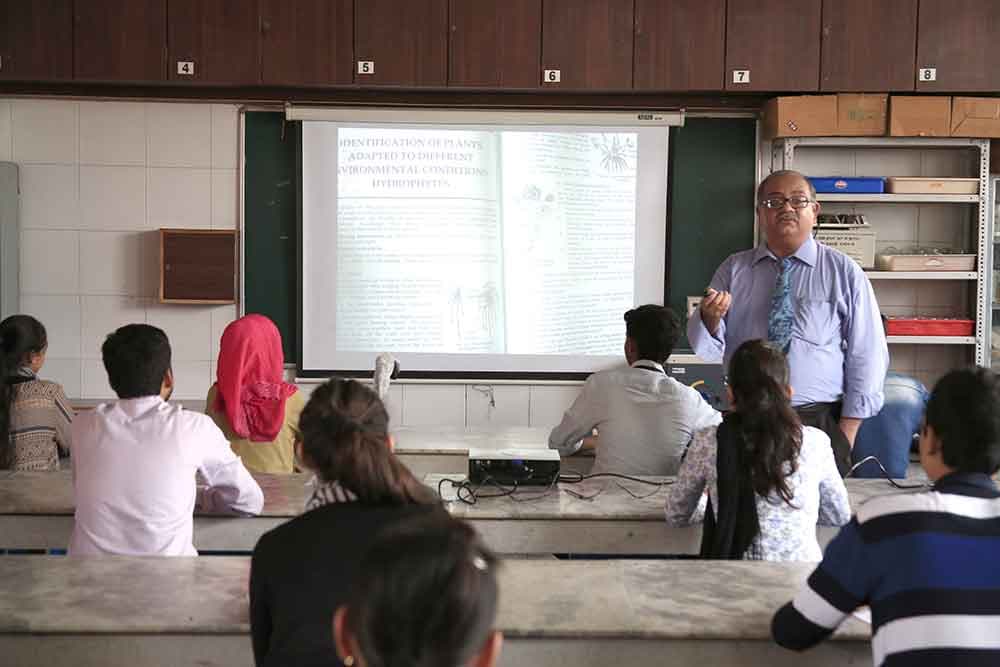 Rizvi College of Arts Science and Commerce Mumbai Facility photo 9