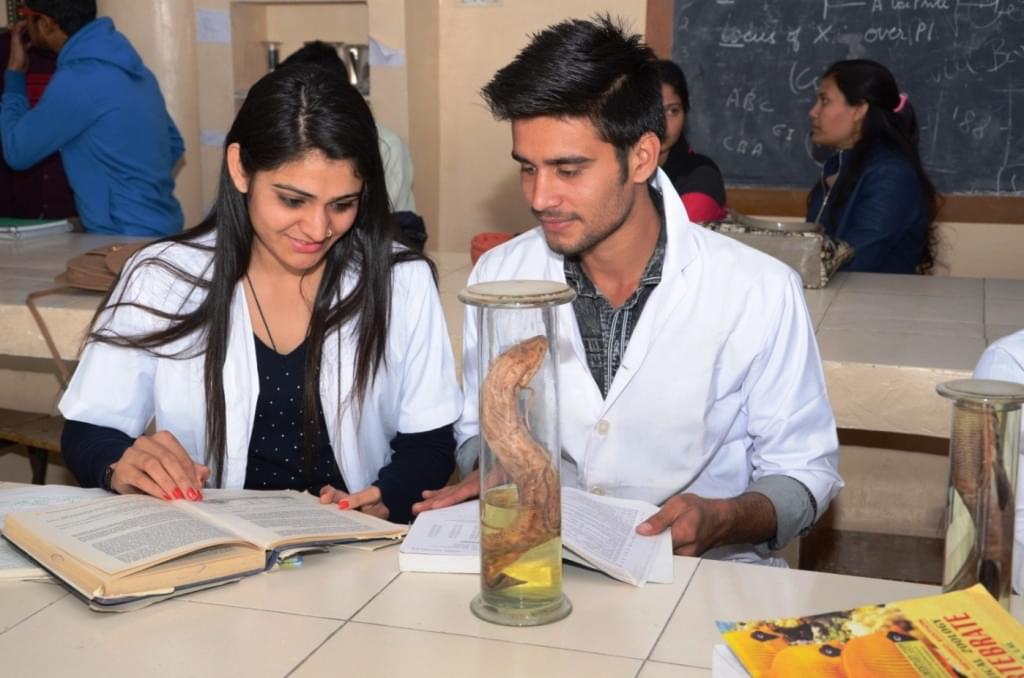 St Wilfred's PG College Jaipur Laboratories photo 2