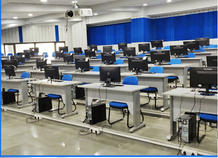 Shaheed Sukhdev College of Business Studies Campus photo 8